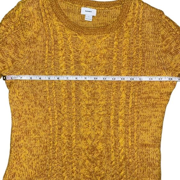 Old Navy squash colored cable knit sweater - Picture 10 of 12